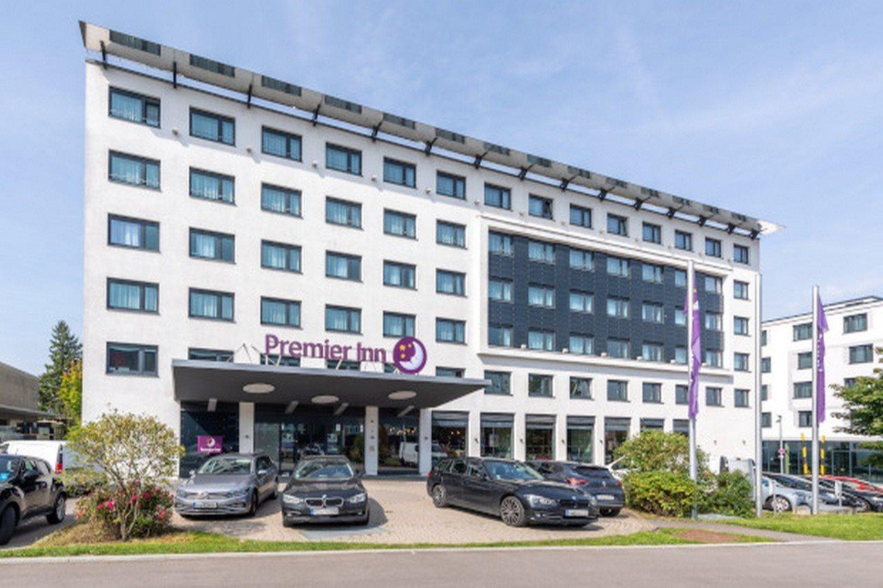 Holiday Inn Express Stuttgart Airport, An Ihg Hotel Leinfelden-Echterdingen Exterior photo